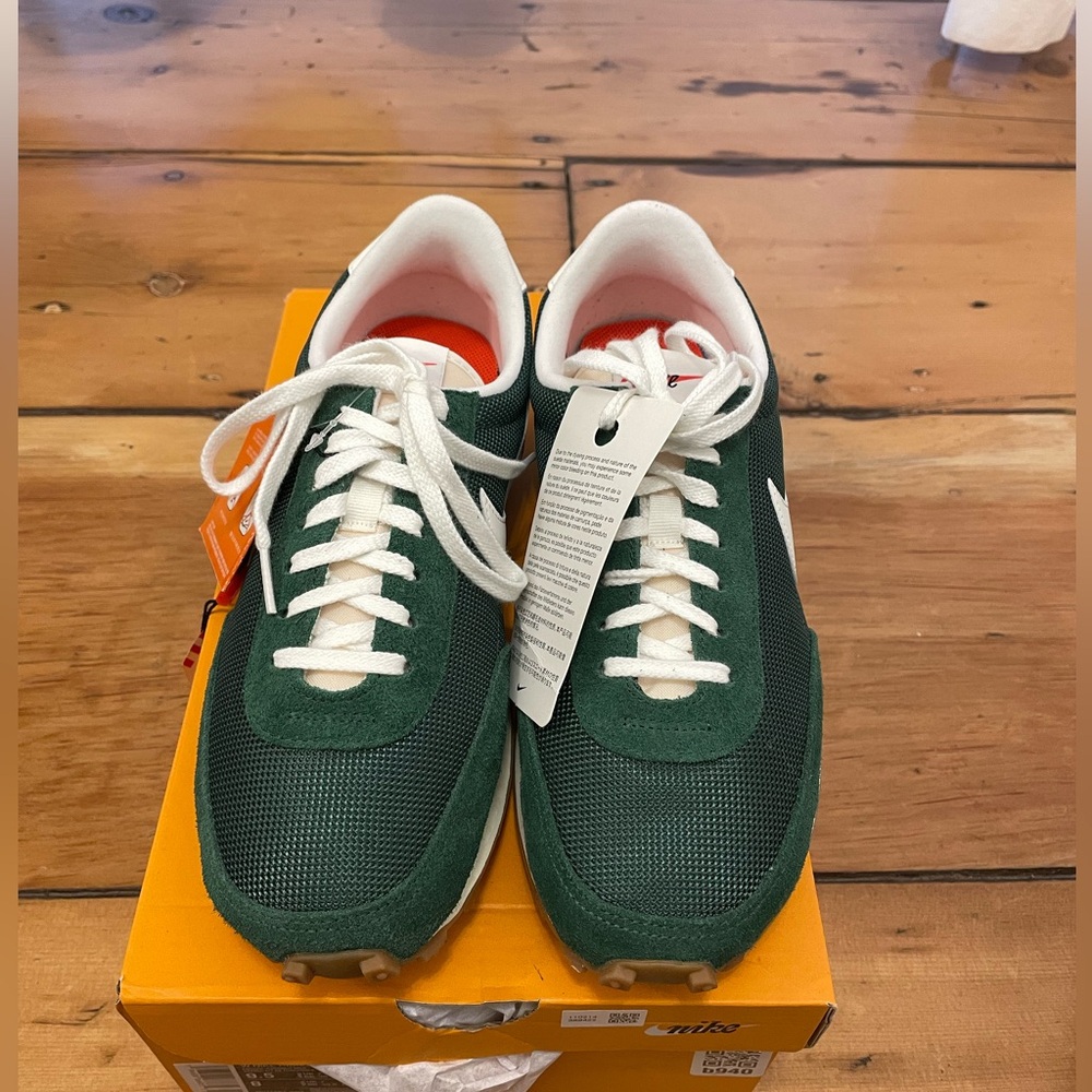 Nike DayBreak Vintage ‘Fir Coconut Milk’